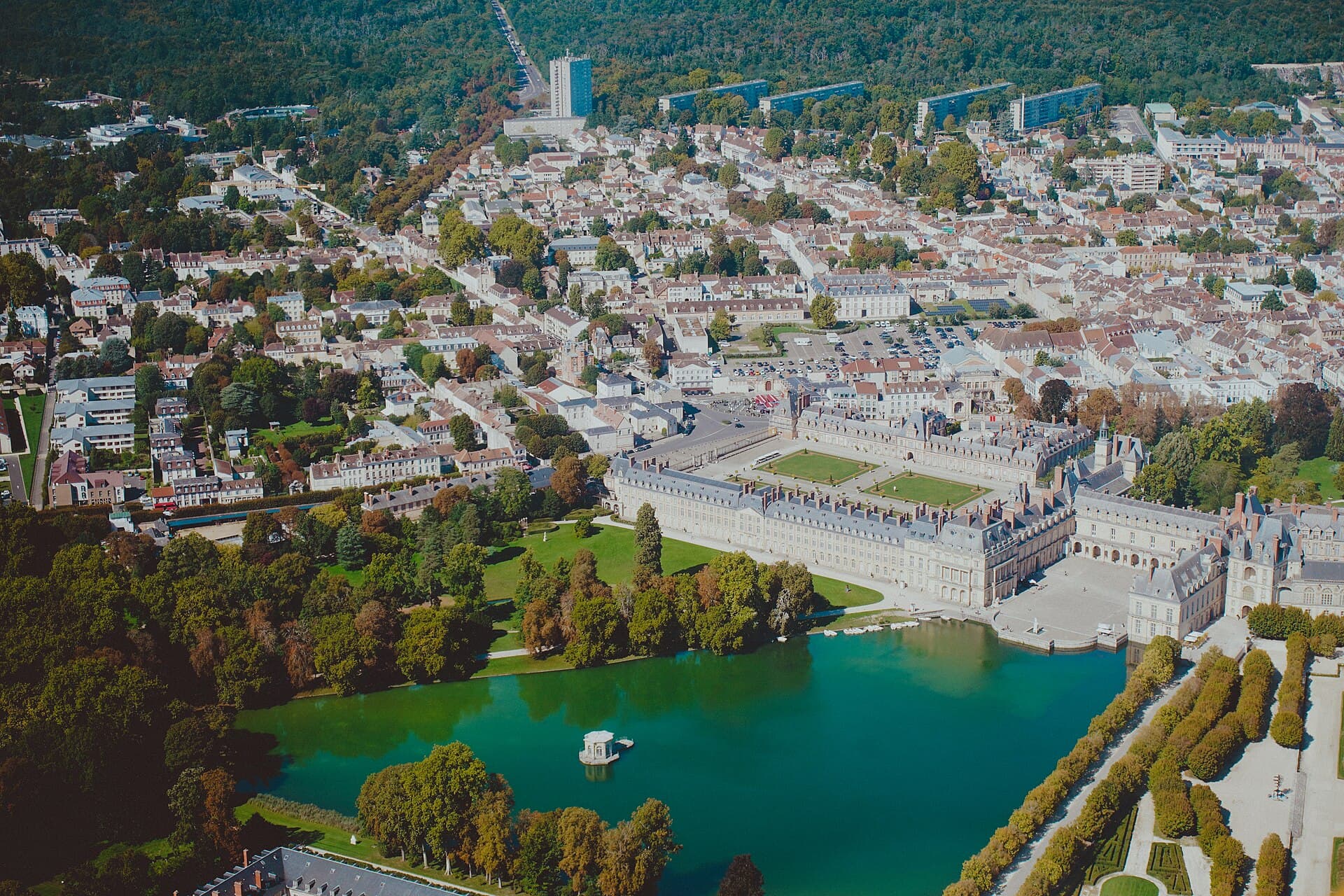 Fontainebleau en Seine-et-Marne, commune desservie par HMD Transport